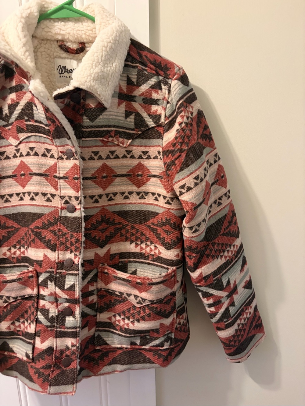Wrangler Aztec Southwestern Sherpa Lined Barn Jacket Size Medium Burgundy - Picture 4 of 10